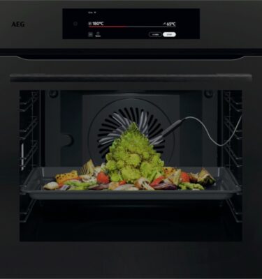 Oven AEG NBT9P831AT 9000 ProAssist Pyrolytic Self Clean Built-in Oven