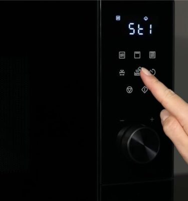 Microwave Oven Zanussi ZMBN4SX 900W Built In Microwave Black And Silver