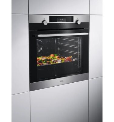 Oven AEG BPK556260M SteamBake Single Oven with Pyrolytic Cleaning S/Steel