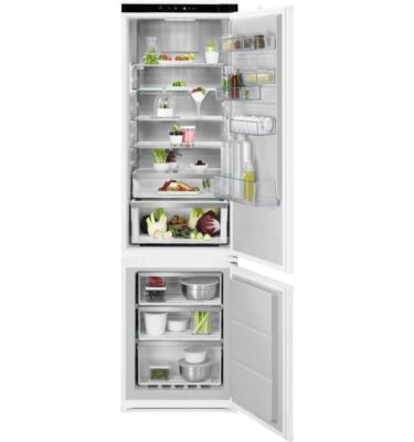 Fridge Freezer AEG NSC8M191DS 188cm Series 8000 Integrated 70/30 Frost Free